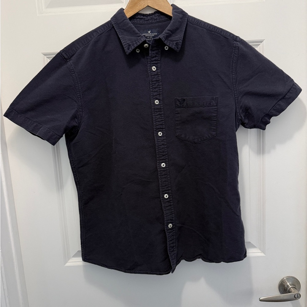 Aeropostale Men's Navy Short Sleeve Shirt